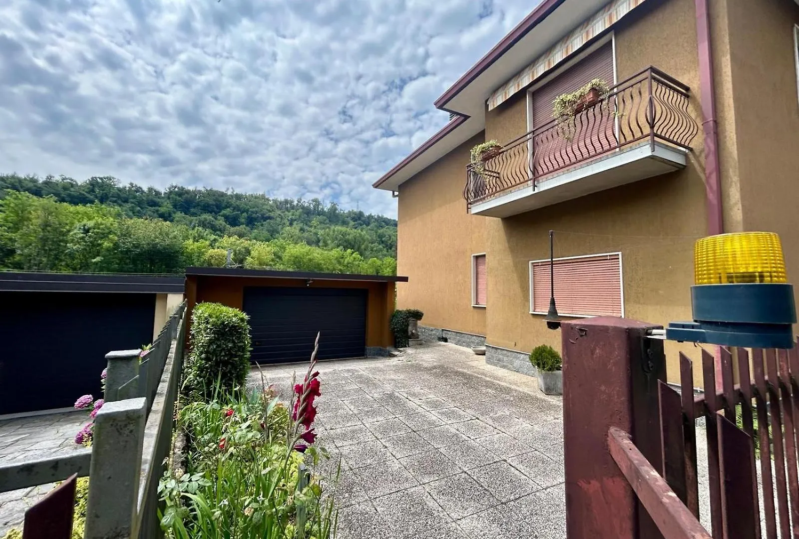 Kibilu - Cittiglio Vicinanze Ospedale, Lago Maggiore 0*,  Italy